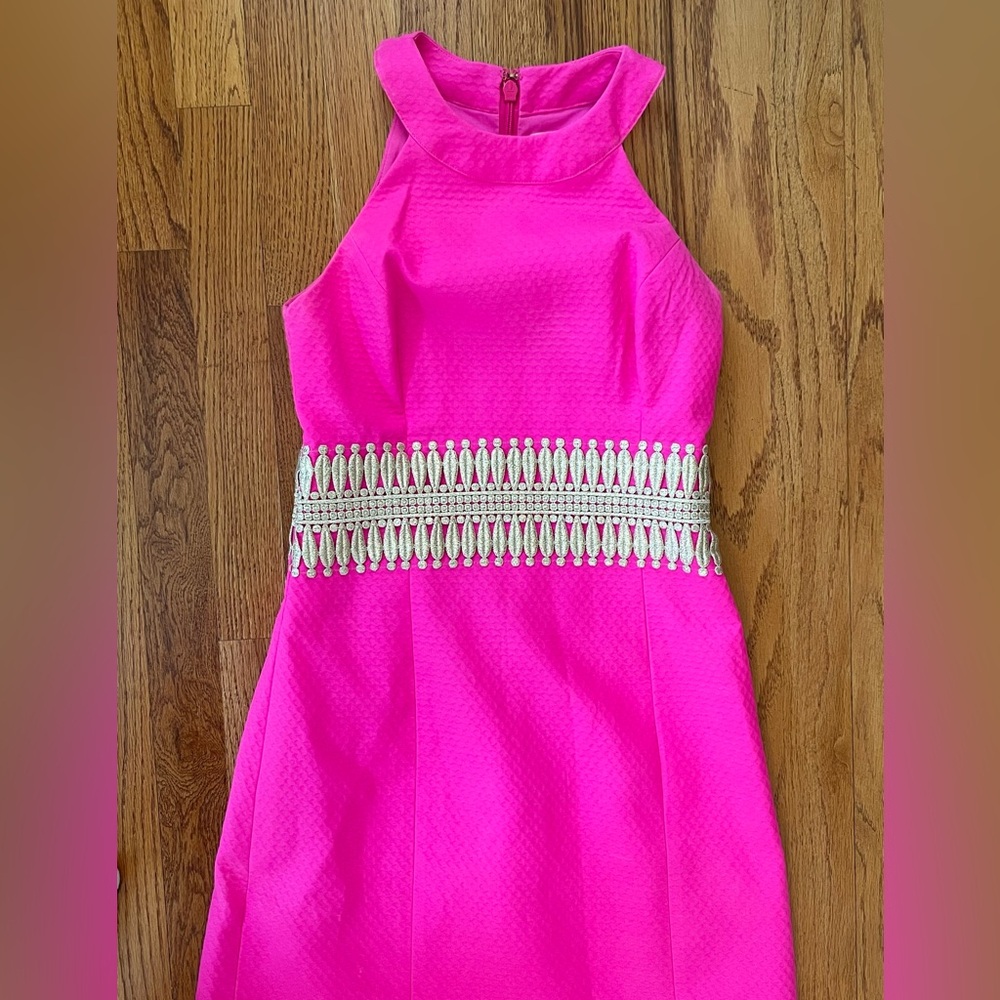 VGC Lilly Ashlyn Shift Dress. Size 2 Magenta Gold.ππ - Picture 7 of 17